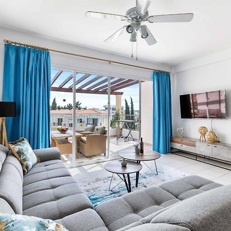 Penthouse Carina Lejlighed Paphos Eksteriør billede