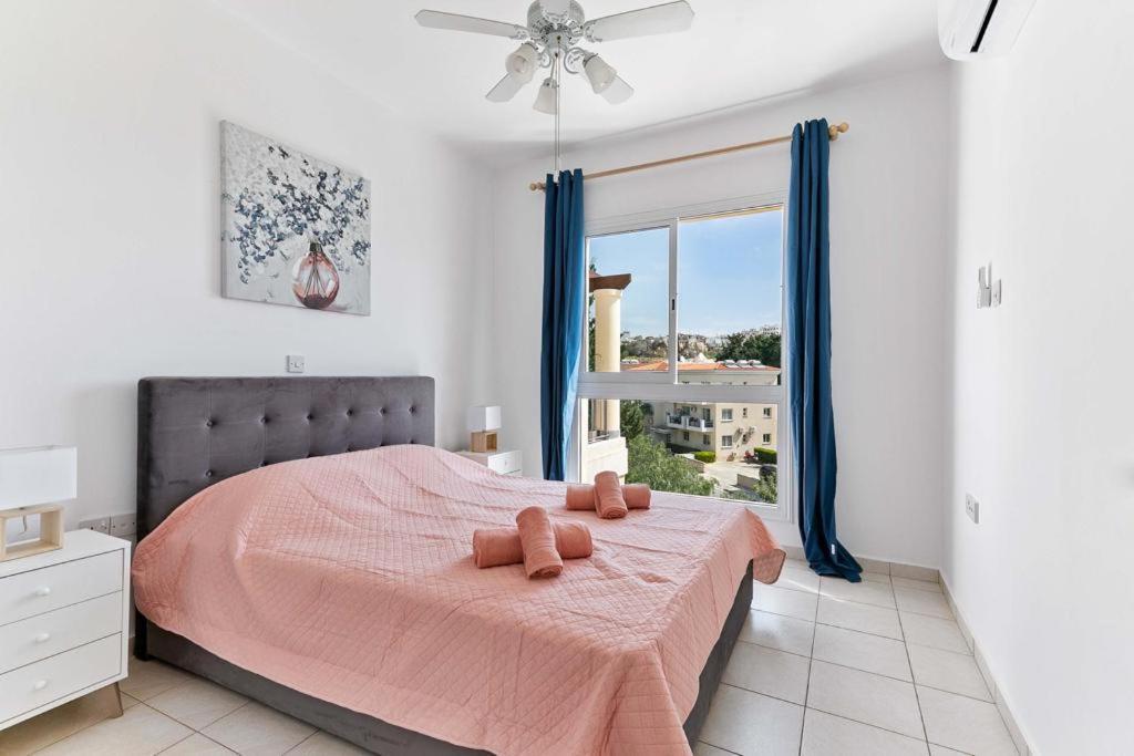 Penthouse Carina Lejlighed Paphos Eksteriør billede